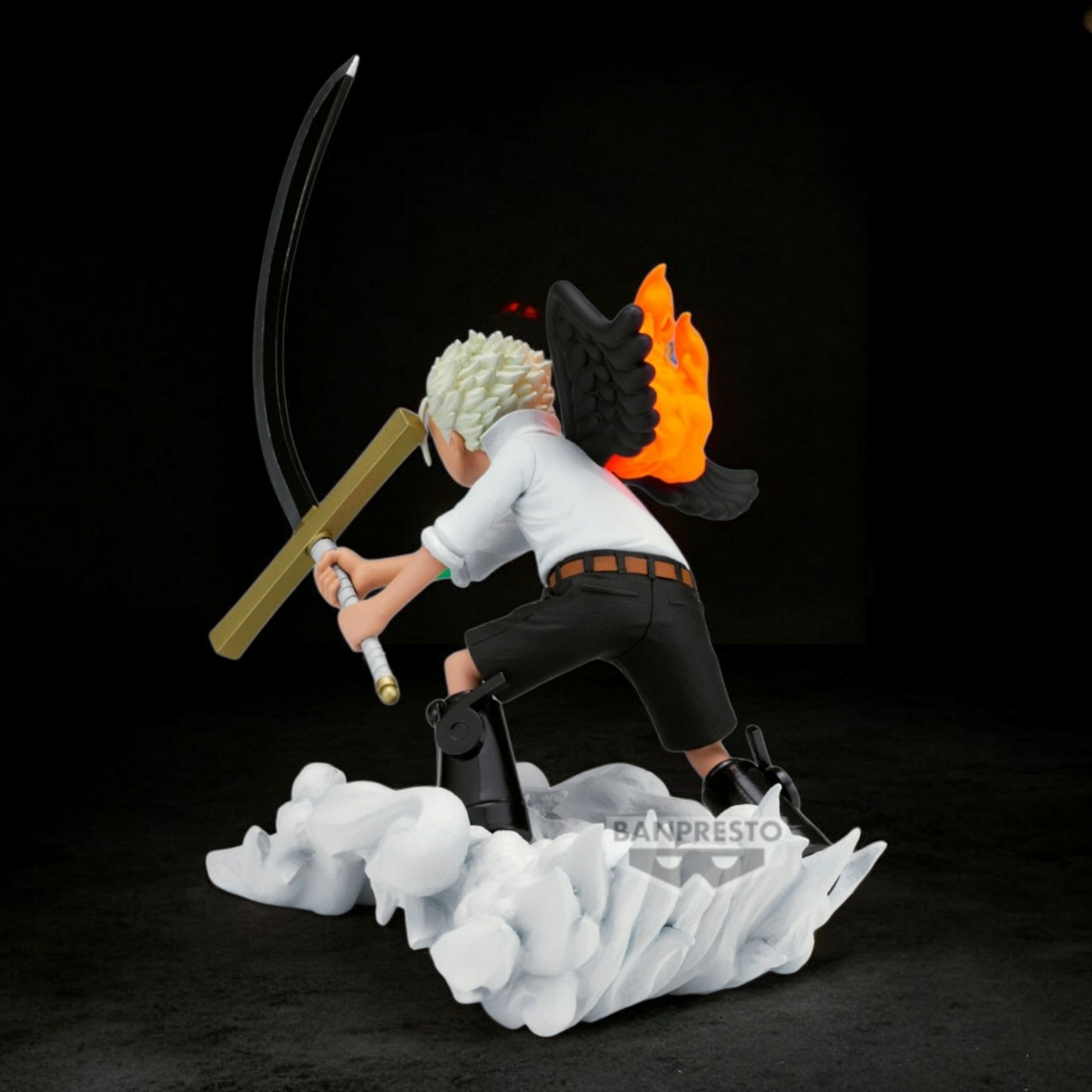 Dracule Mihawk “Hawk Eyes” Action Figure | One Piece Senkozekkei-S | Banpresto