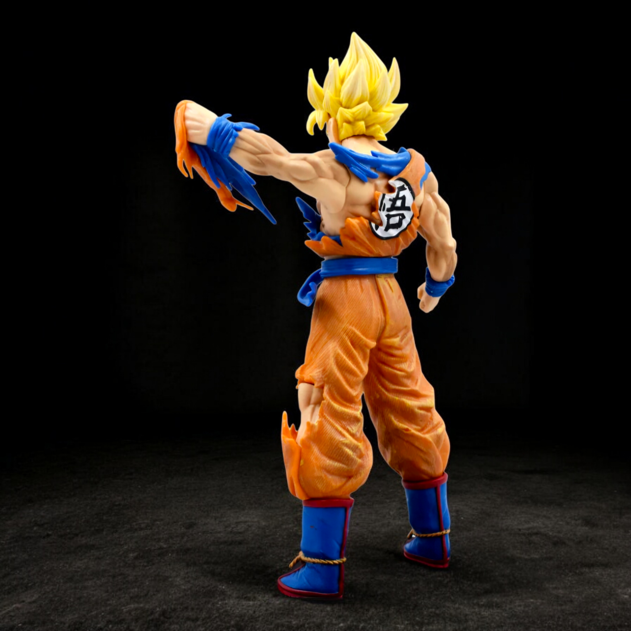Super Saiyan Goku Action Figure | Dragon Ball Z | Battle-Damaged Power-Up Pose