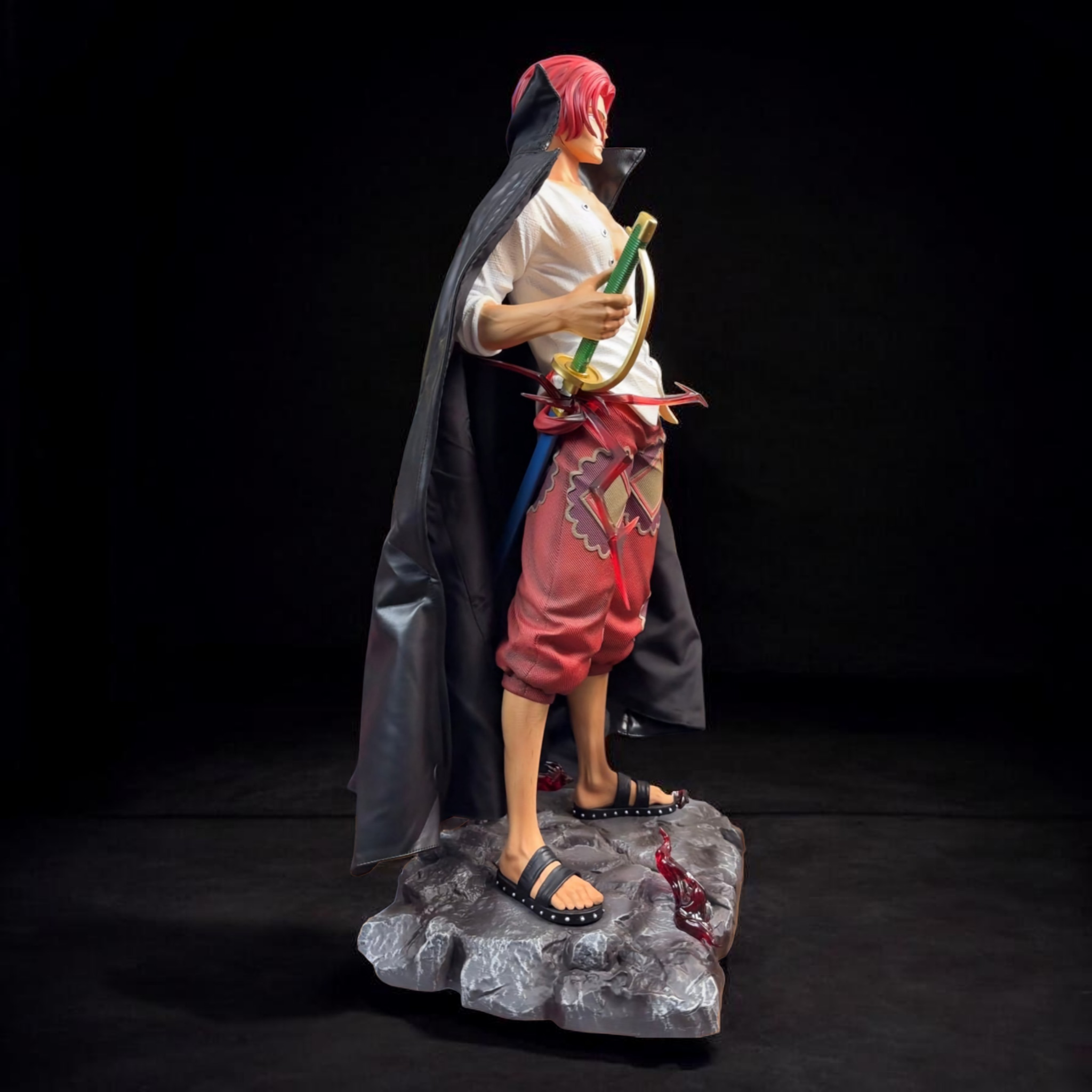 Red-Haired Shanks Premium Display Figure